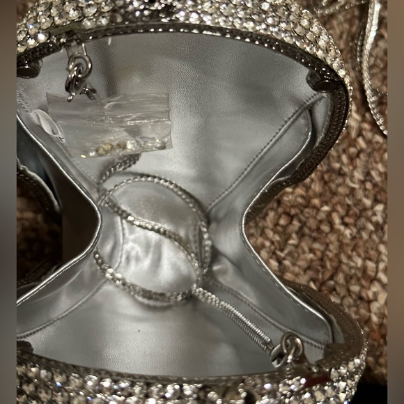 Brand new, never used. Skull crystal rhinestone clutch purse. - Picture 6 of 6